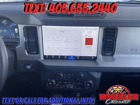 Used 2025 Ford Bronco Outer Banks image 22