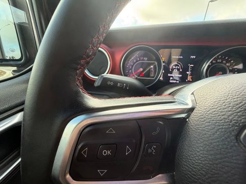 Used 2021 Jeep Gladiator Rubicon w/ Safety Group AWD/4WD image 41