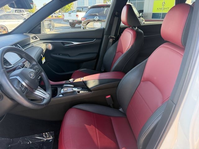 Used 2025 INFINITI QX50 Sport AWD/4WD image 13
