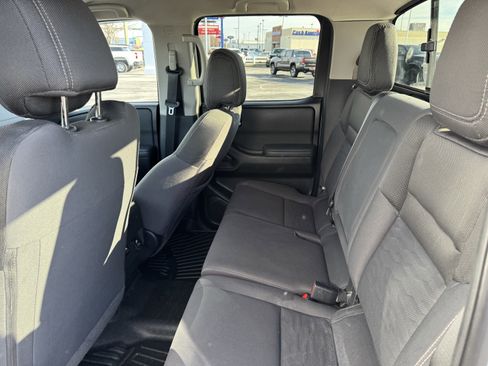 Used 2023 Nissan Frontier SV w/ Technology Package image 34