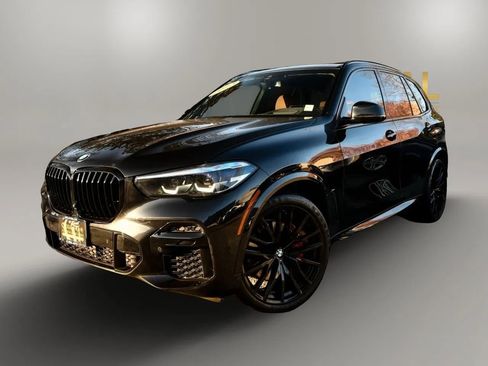Used 2023 BMW X5 xDrive40i w/ M Sport Package image 3