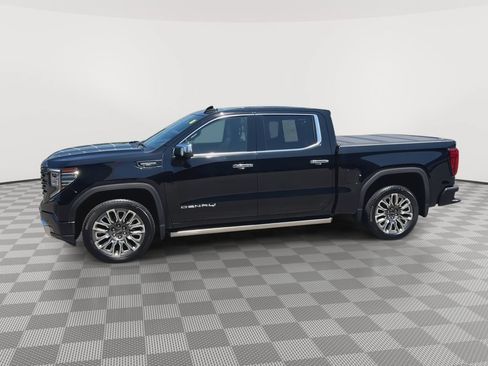 Used 2024 GMC Sierra 1500 Denali Ultimate AWD/4WD image 5