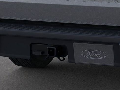 New 2025 Ford Maverick XL image 23