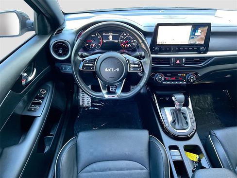 Used 2024 Kia Forte GT-Line w/ GT-Line Premium Package image 23