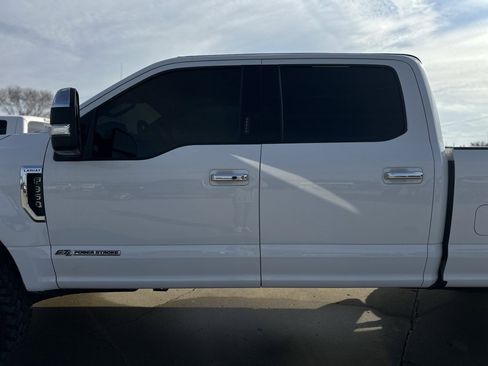 Used 2019 Ford F350 Lariat w/ Lariat Ultimate Package image 6