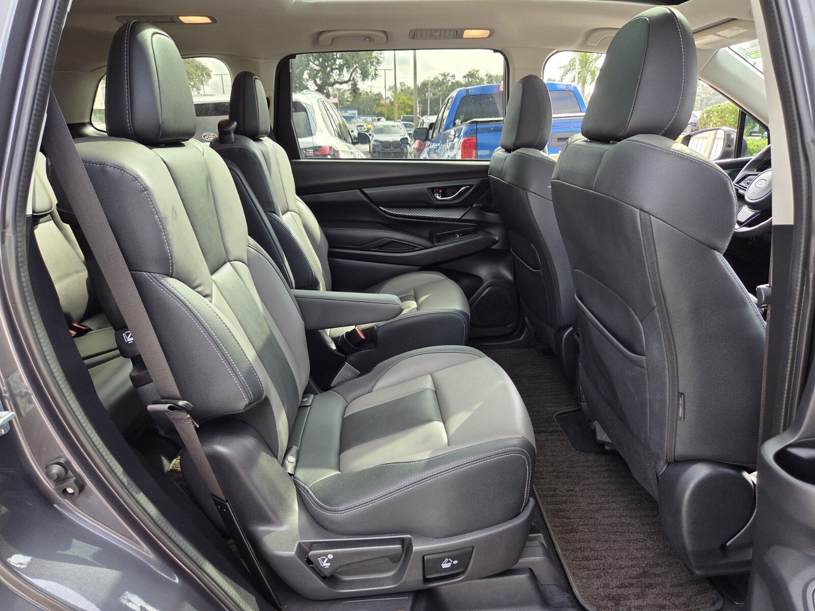 Used 2022 Subaru Ascent Onyx Edition AWD/4WD image 17