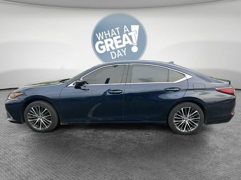 Used 2024 Lexus ES 350 w/ Premium Package FWD image 7