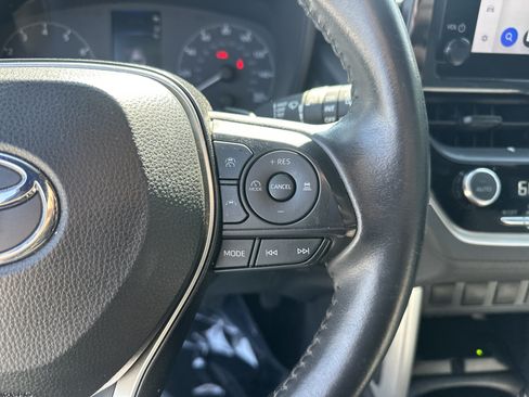 Certified 2024 Toyota Corolla Cross AWD Hybrid image 20