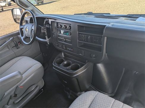 Used 2021 Chevrolet Express 2500 w/ Driver Convenience Package image 28
