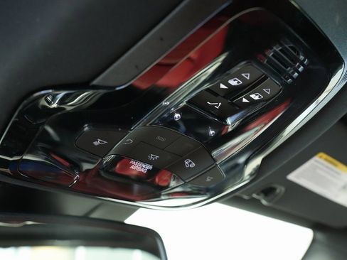 Used 2022 Alfa Romeo Giulia Veloce image 29