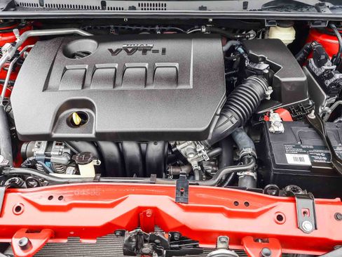 Used 2017 Toyota Corolla SE image 20