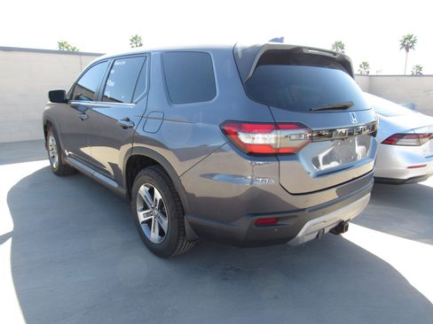 Certified 2023 Honda Pilot EX-L image 4