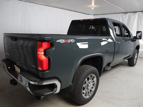New 2026 Chevrolet Silverado 3500 LTZ w/ LTZ Premium Package AWD/4WD image 3