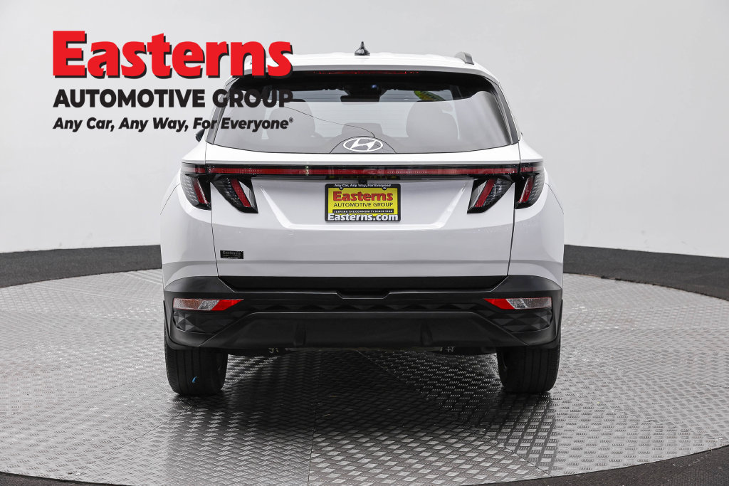 Used 2023 Hyundai Tucson SEL w/ Convenience Package AWD/4WD image 7
