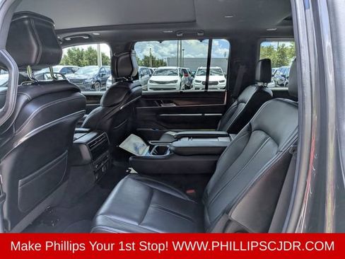 Used 2022 Jeep Grand Wagoneer Series I AWD/4WD image 13