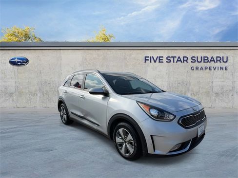 Used 2019 Kia Niro LX image 2