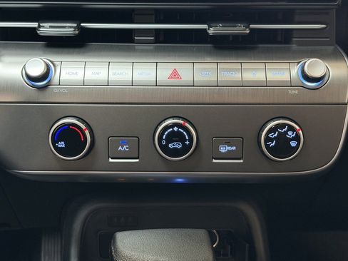 New 2026 Hyundai Kona SE image 14