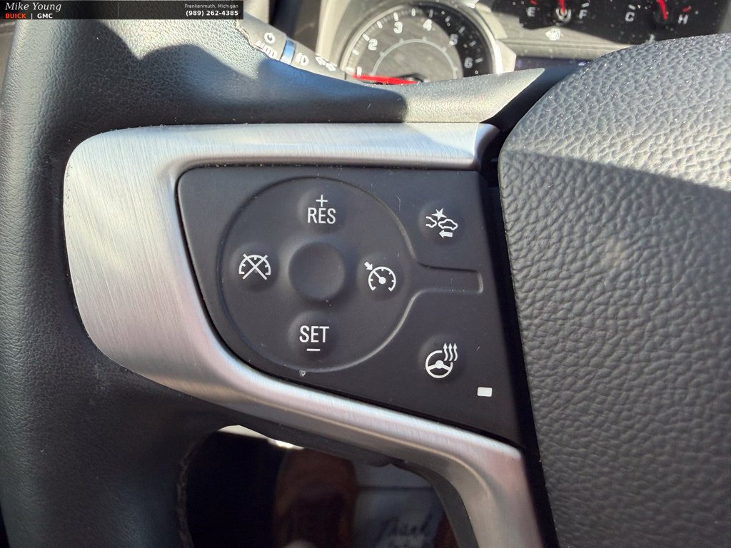 Used 2024 GMC Terrain SLT w/ Infotainment Package II FWD image 24
