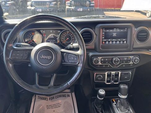 Used 2021 Jeep Wrangler Unlimited Sport image 8