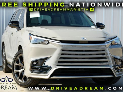 Used 2024 Lexus TX 500h AWD image 2