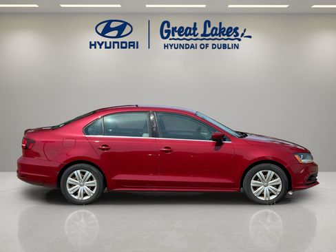 Used 2017 Volkswagen Jetta S FWD image 6
