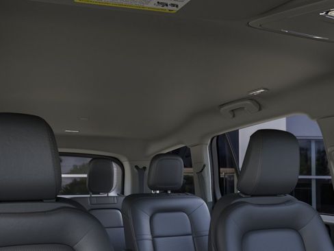New 2026 Lincoln Aviator 2WD image 22