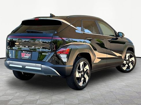 Used 2024 Hyundai Kona Limited AWD/4WD image 6