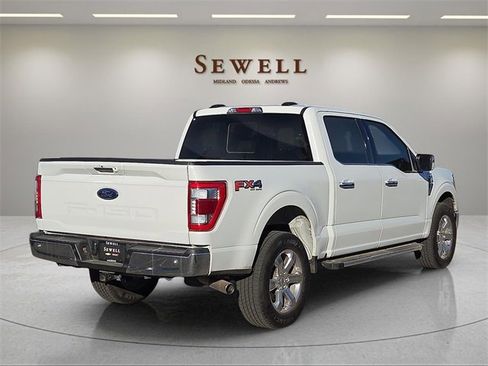 Used 2023 Ford F150 Lariat w/ Trailer Tow Package image 4