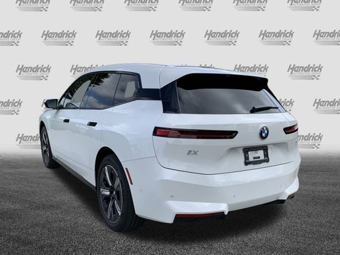 Used 2026 BMW iX xDrive60 w/ Premium Package image 7