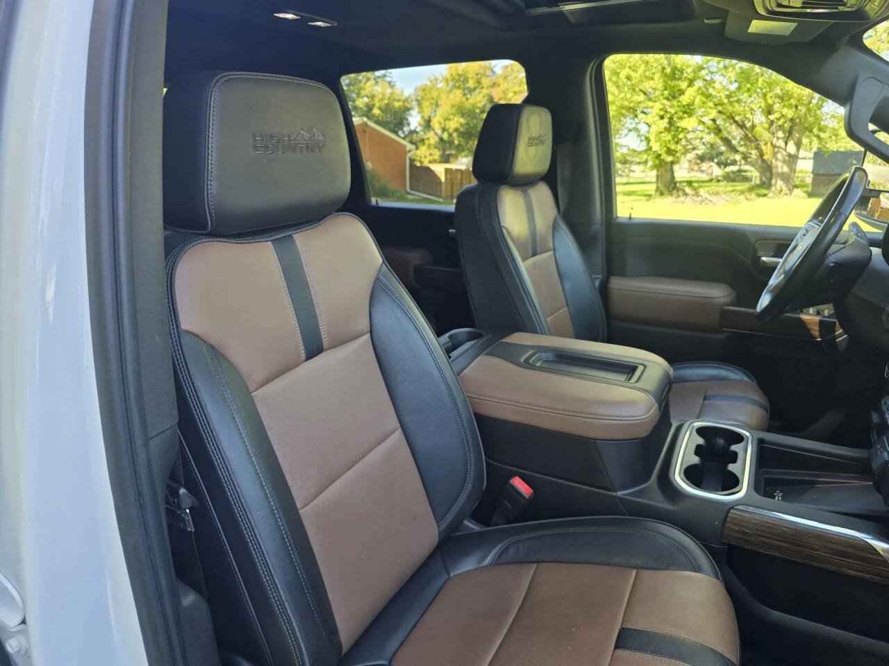 Used 2022 Chevrolet Silverado 3500 High Country w/ Z71 Off-Road Package AWD/4WD image 26