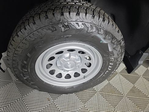 New 2025 Chevrolet Silverado 1500 W/T w/ WT Value Package image 10