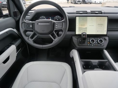 New 2026 Land Rover Defender 110 S image 9