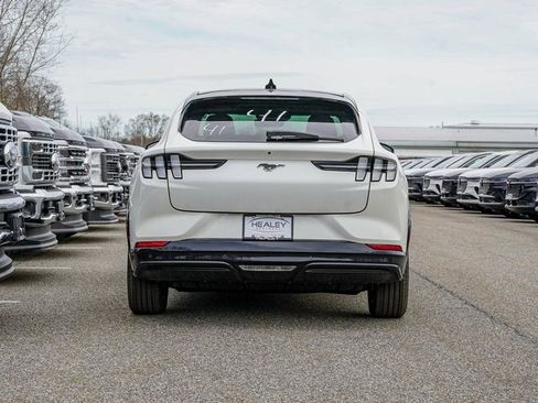 New 2024 Ford Mustang Mach-E Premium image 30