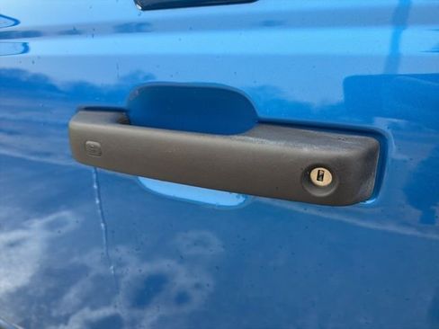 Used 2022 Ford Bronco Wildtrak image 19