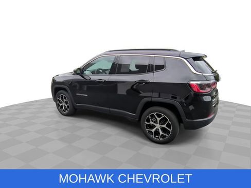 Used 2024 Jeep Compass Limited AWD/4WD image 7