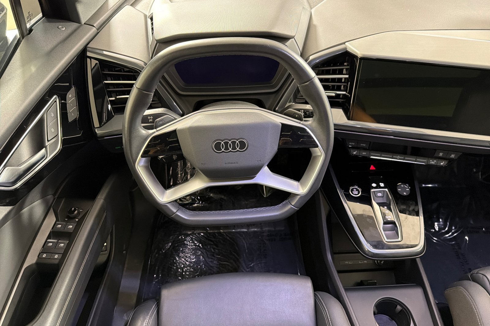 Certified 2023 Audi Q4 e-tron Premium w/ Convenience Package AWD/4WD image 13