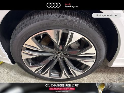 New 2026 Audi Q8 Premium Plus image 9