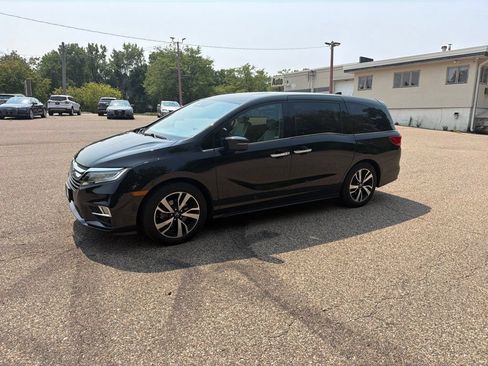Used 2020 Honda Odyssey Elite image 1