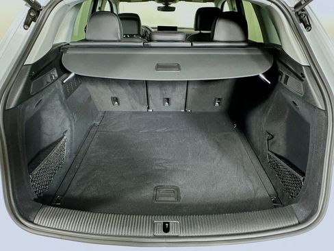 Used 2023 Audi Q5 2.0T Premium w/ Convenience Package image 22