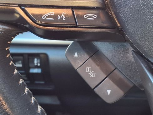 Used 2024 Subaru Forester Premium image 28