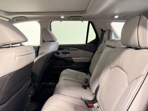 Used 2023 Honda Pilot Elite image 11
