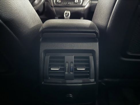 Used 2015 BMW M235i Coupe image 33