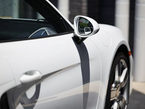Used 2025 Porsche 718 Boxster S RWD image 5
