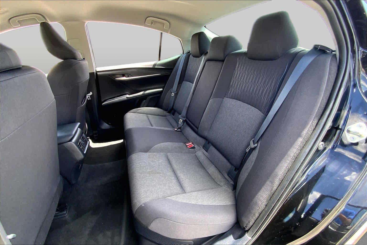 Used 2025 Toyota Camry LE FWD image 20