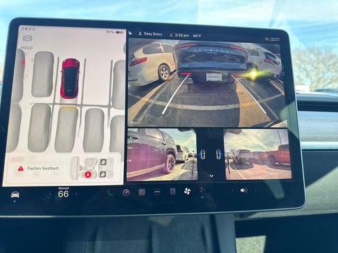 Used 2022 Tesla Model Y Performance image 17