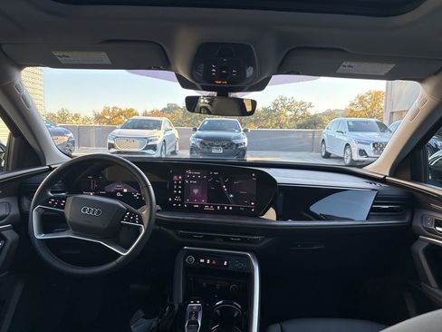 Certified 2025 Audi Q5 Premium Plus w/ Premium Plus image 19