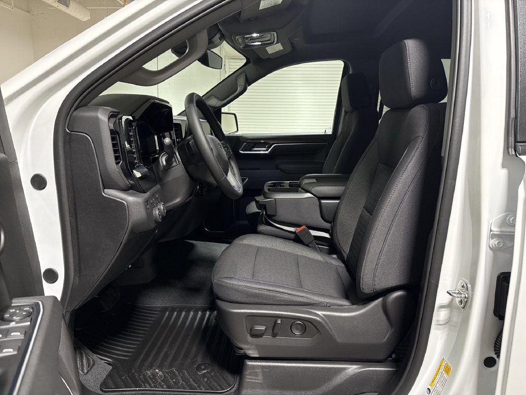 New 2026 Chevrolet Silverado 1500 RST w/ Z71 Off-Road Package AWD/4WD image 20