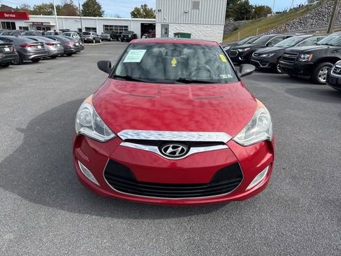 Used 2013 Hyundai Veloster w/ Style Pkg FWD image 3