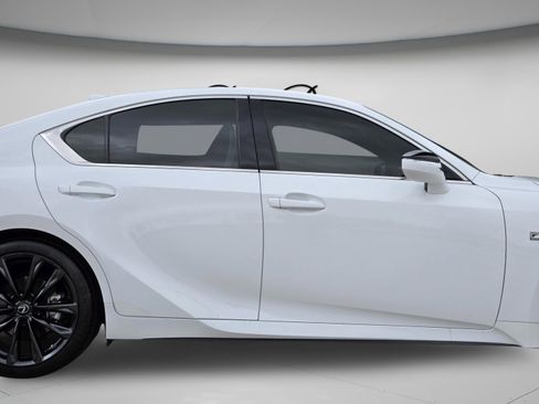 Used 2021 Lexus IS 350 F Sport w/ Navigation Package image 9