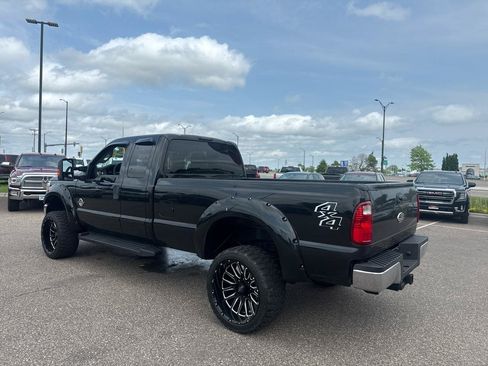 Used 2012 Ford F250 XLT w/ Heavy Service Suspension Pkg AWD/4WD image 3